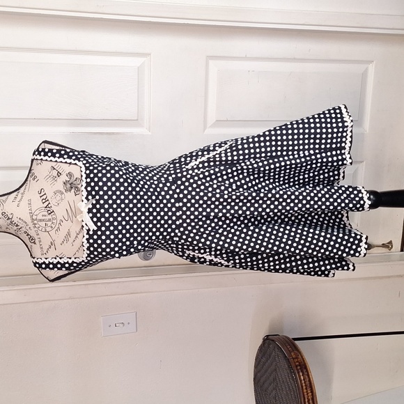 go lightly Dresses & Skirts - VINTAGE GoLightly polka swing dress Women Small